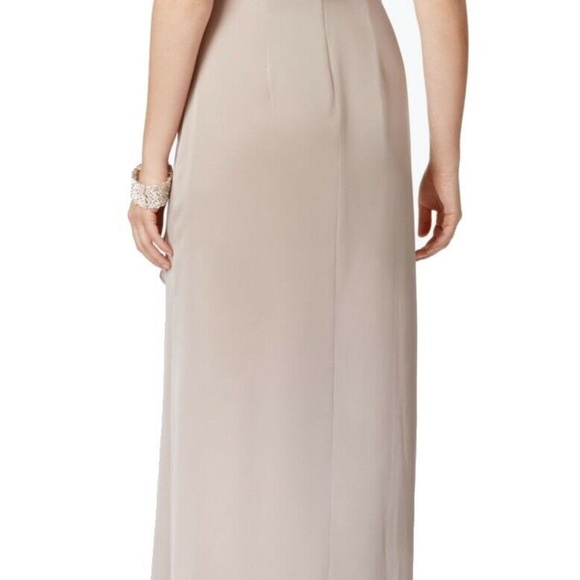 NEW Adrianna Papell Floral Sequin Embroidered‎ Gown in Light Mink [SZ 4 ] - Picture 12 of 13